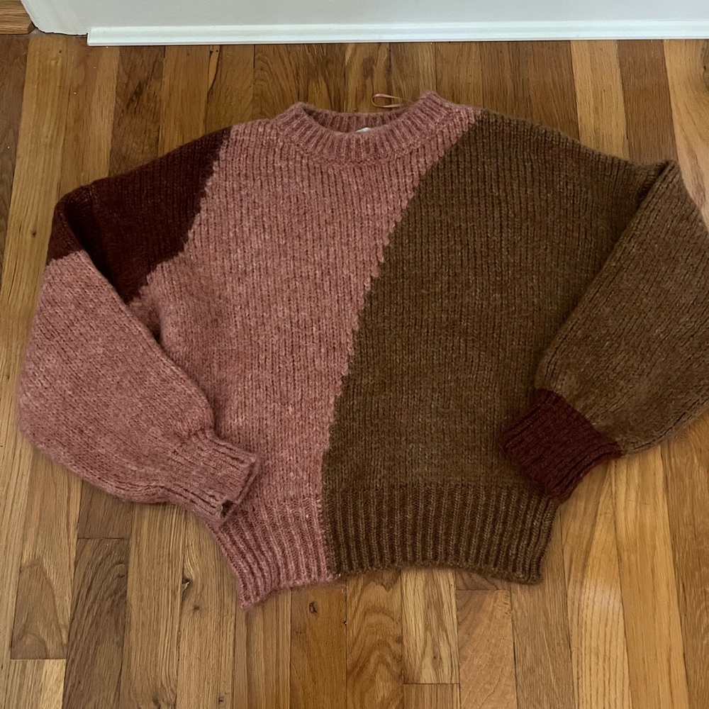 Zara Colorblock Sweater - Picture 2 of 3